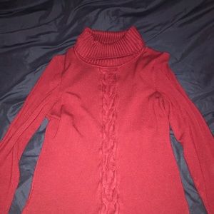 Vintage burgundy turtle neck